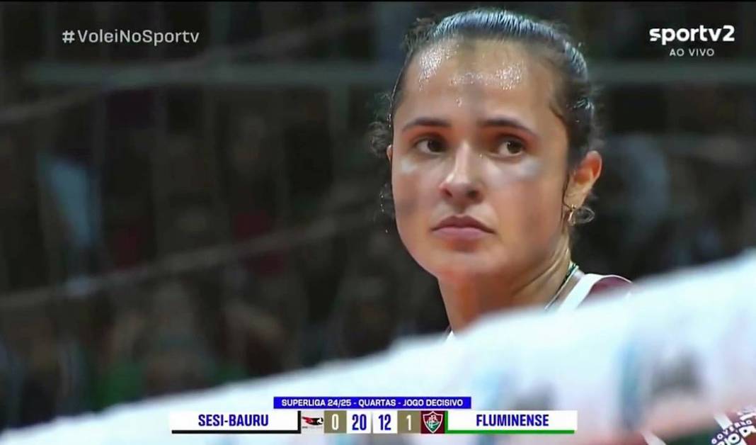 Ünlü voleybolcuyu görenler şaştı kaldı: 5 aylık hamileyken maça çıktı! 3